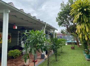Casa · 214m² · 3 Quartos · Casa com 3 dormitórios à venda, 214 m² por R$ 899.000,00 - Verolme - Angra dos Reis/RJ