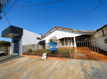 Casa · 110m² · 2 Quartos · 3 Vagas · Comercial 600m Paiçandu
