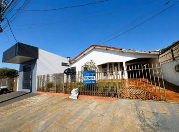 Casa · 110m² · 2 Quartos · 3 Vagas · Comercial 600m Paiçandu