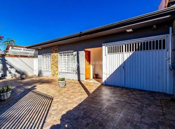 Casa · 330m² · 6 Quartos · 4 Vagas · IMÓVEL EXCLUSIVO EM PINHAIS: 432m² DE TERRENO, 6 QUARTOS E ESPAÇOS INDEPENDENTES