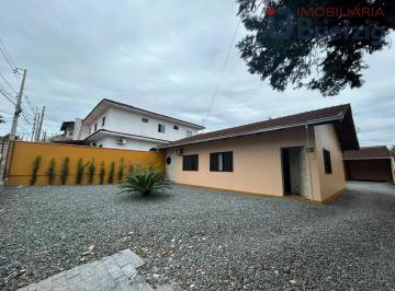 Casa · 3 Quartos · 2 Vagas · Casa para locação em Bom Retiro, Joinville: 3 dormitórios, sendo1 suíte, 3 ba...