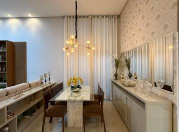 Casa · 206m² · 3 Quartos · 4 Vagas · Casa em condomínio à venda - Jardins Madri