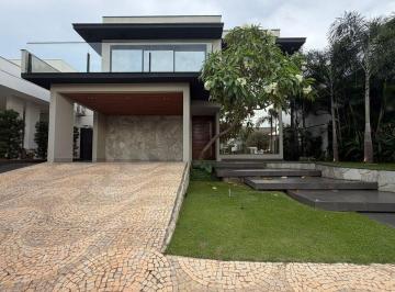 Casa · 300m² · 4 Quartos · 4 Vagas · Sobrado à Venda - Condomínio Mirante do Lago | Palmas - TO