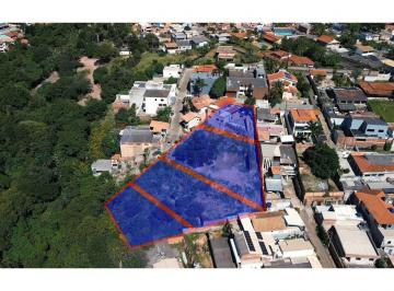 Terreno · 596m² · 3 Quartos · 7 Vagas · Terreno de 4.500m² em Condomínio Fechado com Sobrado (Parte Escriturada) | Potencial de Fracionament