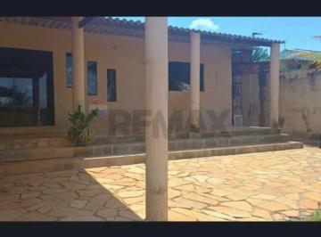 Casa · 130m² · 3 Quartos · 4 Vagas · Sua Casa dos Sonhos no Coração do DF!