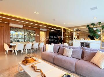Apartamento · 160m² · 3 Quartos · 2 Vagas · Apartamento de 3 quartos com 3 suites e 2 vagas no bairro Auxiliadora.