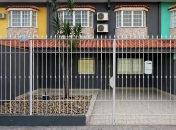Casa · 120m² · 2 Quartos · 2 Vagas · Casa à venda - em Verolme