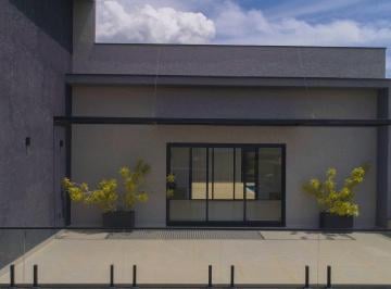 Casa · 648m² · 3 Vagas · Casa Espetacular com 4 Suítes, Piscina e Vista Panorâmica – Campos do Conde