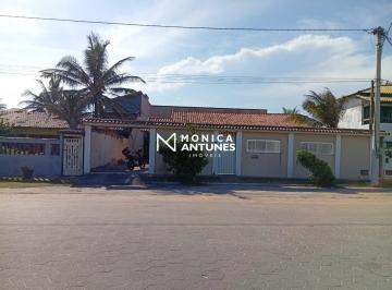 Casa · 510m² · 3 Quartos · 8 Vagas · Casa em Frente à Praia com 3 Quartos, Suíte e 8 Vagas na Barra de São João
