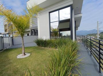 Casa · 87m² · 3 Quartos · 4 Vagas · CASA UNIFAMILIAR, DE ESQUINA NO ALTO ARIRIÚ