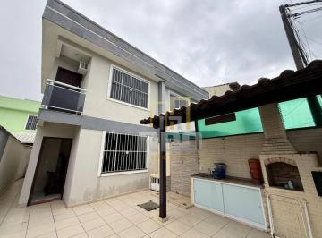 82dabfef3b51a6a646334c6951de32e56f8a6c49 · Excelente Casa Duplex  de 2 quartos no Jardim Mariléa