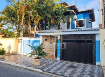 Rio das ostras · Duplex com 4 quartos no Jardim Mariléa em Rio das Ostras