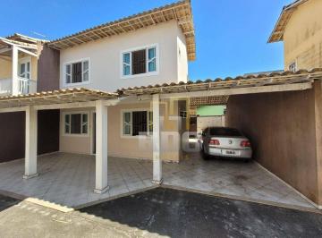 Imobiliária Rio das ostras · Casa duplex em condomínio no Jardim Mariléa, 3 quartos, Rio das Ostras!