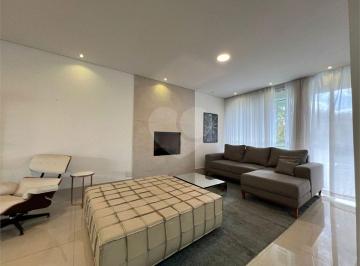 Casa de 4 quartos, São Paulo · Casa em Condomínio de Alto Padrão | 4 Dormitórios | 3 Suítes | Jardim Floresta
