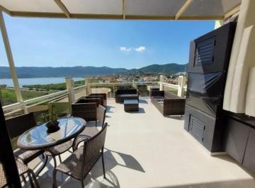 Foto 01 · Espetacular Casa Triplex Camboinhas com Vista para o Corcovado, Pão de Açúcar e Lagoa 450m² 7 Quarto