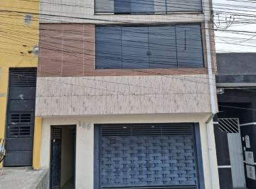 Casa de 3 quartos, Arujá · Casa de 3 andares, em Arujá, 5 minutos do centro.