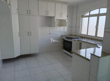 img1 · Amplo Apartamento de 250 m² – 4 Dormitórios, 3 Vagas Cobertas – Conforto e Exclu