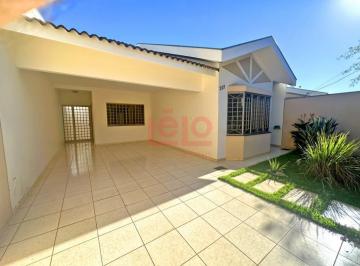 Casa · 128m² · 3 Quartos · 2 Vagas · Casa com 3 quartos sendo 1 suite - Prox A Av Guaiapo e Av Tuiuti