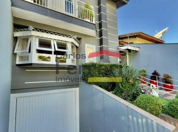Casa · 220m² · 5 Quartos · 5 Vagas · Sobrado 5 dorm com 4 suites, 5 vagas - Ismael Neri