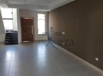Casa · 250m² · 3 Quartos · 4 Vagas · Casa em condomínio- Taubaté- Piracangaguá - Residencial Jardim Oasis - 3 Dormitórios- 215m²
