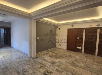 Casa · 300m² · 4 Quartos · 4 Vagas · Oportunidade  Casa  Jardim Flórida  Jacareí  4 Dormitórios duas suítes - 241m².