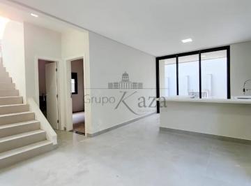 Casa · 250m² · 3 Quartos · 2 Vagas · Casa em Condomínio - Caçapava - Condomínio Reserva do Vale - 3 Dormitórios - 150m².