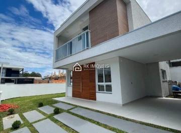 Casa · 138m² · 3 Quartos · 1 Vaga · Venha conhecer seu novo lar!