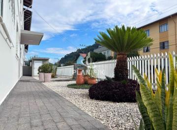 Apartamento · 91m² · 3 Quartos · 1 Vaga · Apartamento com 3 quartos, 1 suíte á venda próximo do Centro.