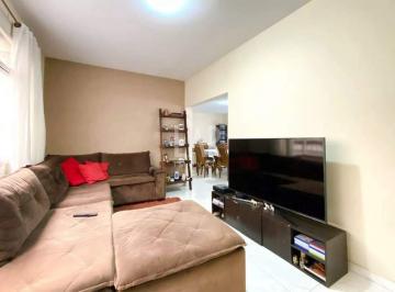 Apartamento · 335m² · 5 Quartos · 1 Vaga · Área Privativa com 335 m² com 5 quartos e vaga livre no Gutierrez