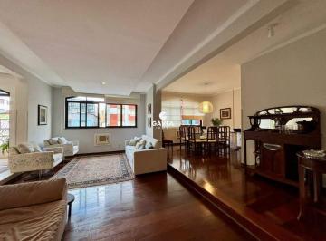 Apartamento · 275m² · 5 Quartos · 3 Vagas · Apartamento à venda no Gonzaga em Santos.