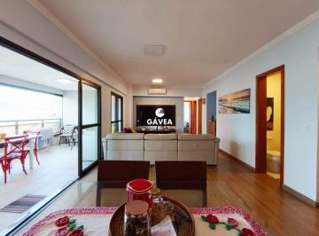 sala ampla com sacada · Apartamento à venda no Ponta da Praia em Santos.