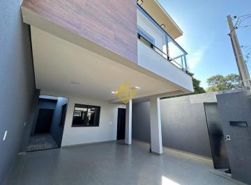 Casa · 120m² · 3 Quartos · 2 Vagas · SOBRADO COM SUÍTE PARA LOCAÇÃO NO CENTRO EM TOLEDO-PARANÁ