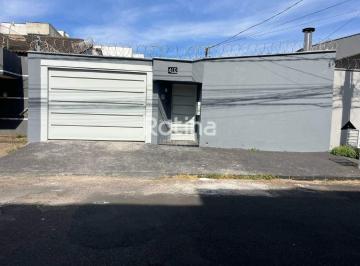 Casa · 100m² · 3 Quartos · 3 Vagas · Casa para alugar, 3 quartos, Alto Umuarama - Uberlândia/MG - Rotina Imobiliária