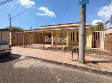 Casa · 226m² · 5 Quartos · 2 Vagas · Casa para alugar, 5 quartos, Brasil - Uberlândia/MG - Rotina Imobiliária