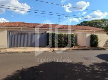 Casa · 248m² · 3 Quartos · 2 Vagas · Casa para alugar em Vila José Bonifácio de 248.00m² com 3 Quartos, 1 Suite e 2 Garagens