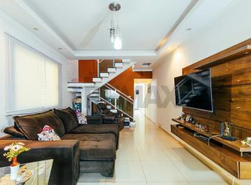 Casa · 154m² · 3 Quartos · 2 Vagas · Casa para venda em Jardim Itália de 153.73m² com 3 Quartos, 1 Suite e 2 Garagens