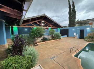 Casa · 308m² · 5 Quartos · Casa para alugar em City Ribeirão de 307.88m² com 5 Quartos e 2 Suites