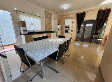 Casa · 220m² · 3 Quartos · 4 Vagas · Casa para venda em Parque Vicente Leporace I de 220.00m² com 3 Quartos, 1 Suite e 4 Garagens