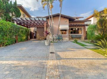 Casa · 440m² · 4 Quartos · 2 Vagas · Casa para venda em Condomínio Village Taubaté de 440.00m² com 4 Quartos e 2 Garagens