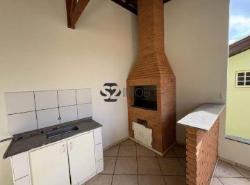 Casa · 130m² · 5 Quartos · 2 Vagas · Casa para alugar em Jardim Centenário de 130.00m² com 5 Quartos, 2 Suites e 2 Garagens