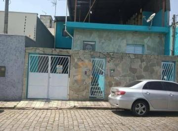 Casa · 253m² · 4 Quartos · 2 Vagas · Casa para venda em Centro de 253.00m² com 4 Quartos, 1 Suite e 2 Garagens
