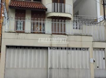 Casa · 257m² · 3 Quartos · 2 Vagas · Casa para venda em Centro de 257.00m² com 3 Quartos, 1 Suite e 2 Garagens