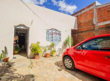 Casa · 240m² · 6 Quartos · 2 Vagas · Casa com 04 Quartos no Condomínio Sarah Kubitschek - À Venda