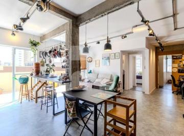 Apartamento · 107m² · 2 Quartos · Penthouse linda , toda reformada com Jacuzzi e vista incrível no Centro