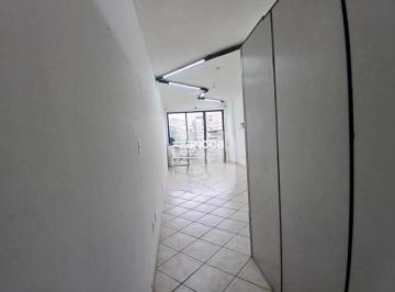 Comercial Venda 34m²  · Sala comercial de 34 m2 à venda na Hadock Lobo com banheiro e vaga coberta!!!