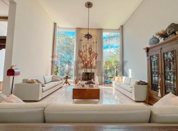 Casa · 3 Quartos · 4 Vagas · ROYAL GOLF RESIDENCE | EXCLUSIVIDADE, SOFISTICAÇÃO E QUALIDADE DE VIDA EM UM DOS ENDEREÇOS MAIS DESE