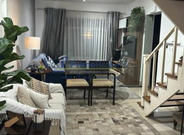 Casa · 285m² · 3 Quartos · 2 Vagas · Casa, 285m² - 3 Dormitórios, 1 Suíte, 2 Vagas, Quintal e espaços amplos - Vila Cruzeiro