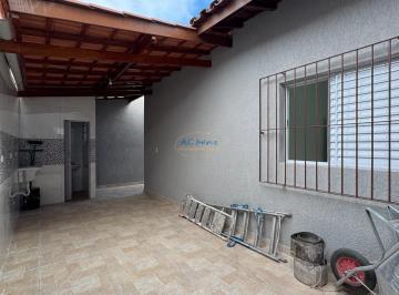 Casa · 72m² · 2 Quartos · 2 Vagas · Boqueirão - Casa Reformada 2 dorms por 654 mil