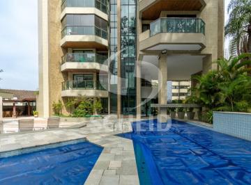 Apartamento · 184m² · 3 Quartos · 3 Vagas · Apartamento á Venda no Morumbi com 184m², 3 quartos sendo 3 suítes, 3 vagas.