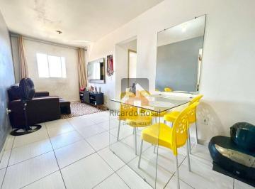 Sala · Apartamento no Benedito Bentes c/ 2 quartos, 2º andar e nascente!!!